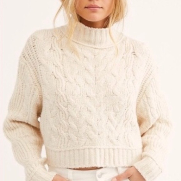 Free People Sweaters - NWT Free People Cable Knit Sweater